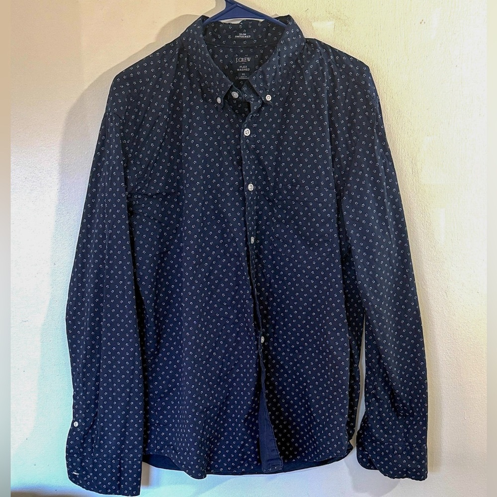 J. Crew Navy Button-Down Slim Untucked Shirt w/ Small White Flower Print. XL